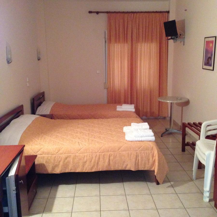 Hotel Akrogiali Korinos Exterior photo