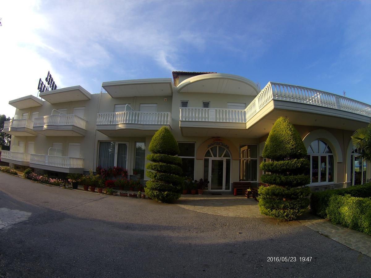 Hotel Akrogiali Korinos Exterior photo
