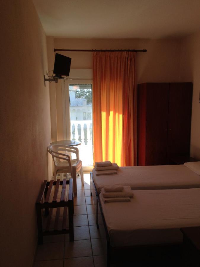 Hotel Akrogiali Korinos Exterior photo